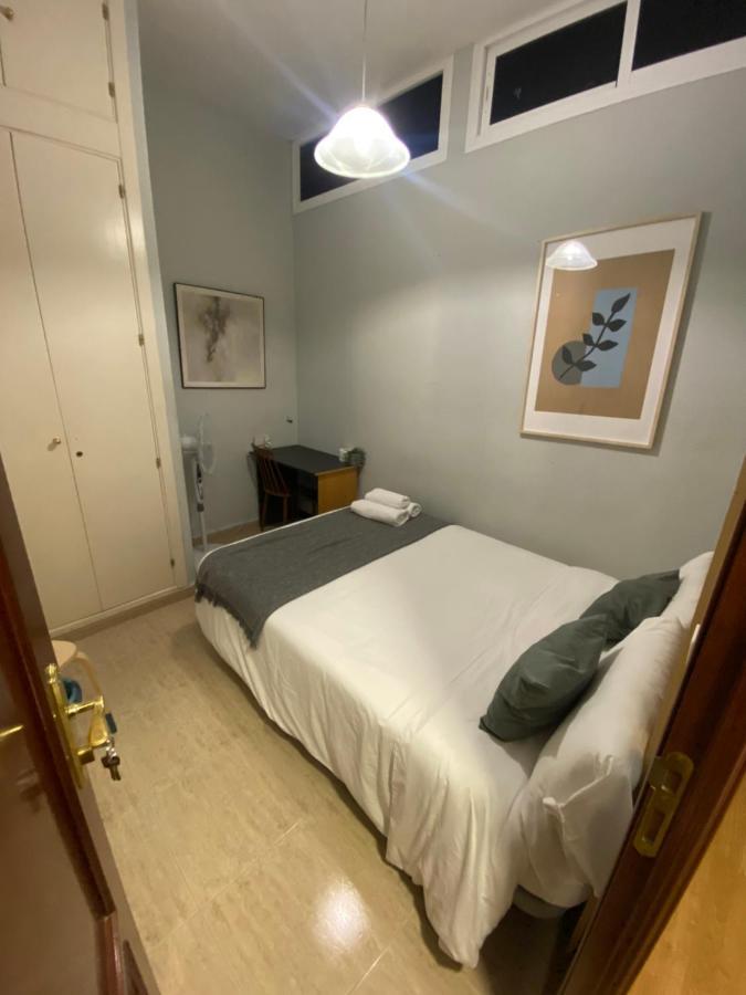 Quarto Duplo com Casa de Banho Partilhada